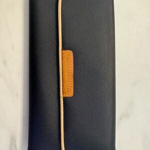Tommy Hilfiger Black Long Wallet / Clutch